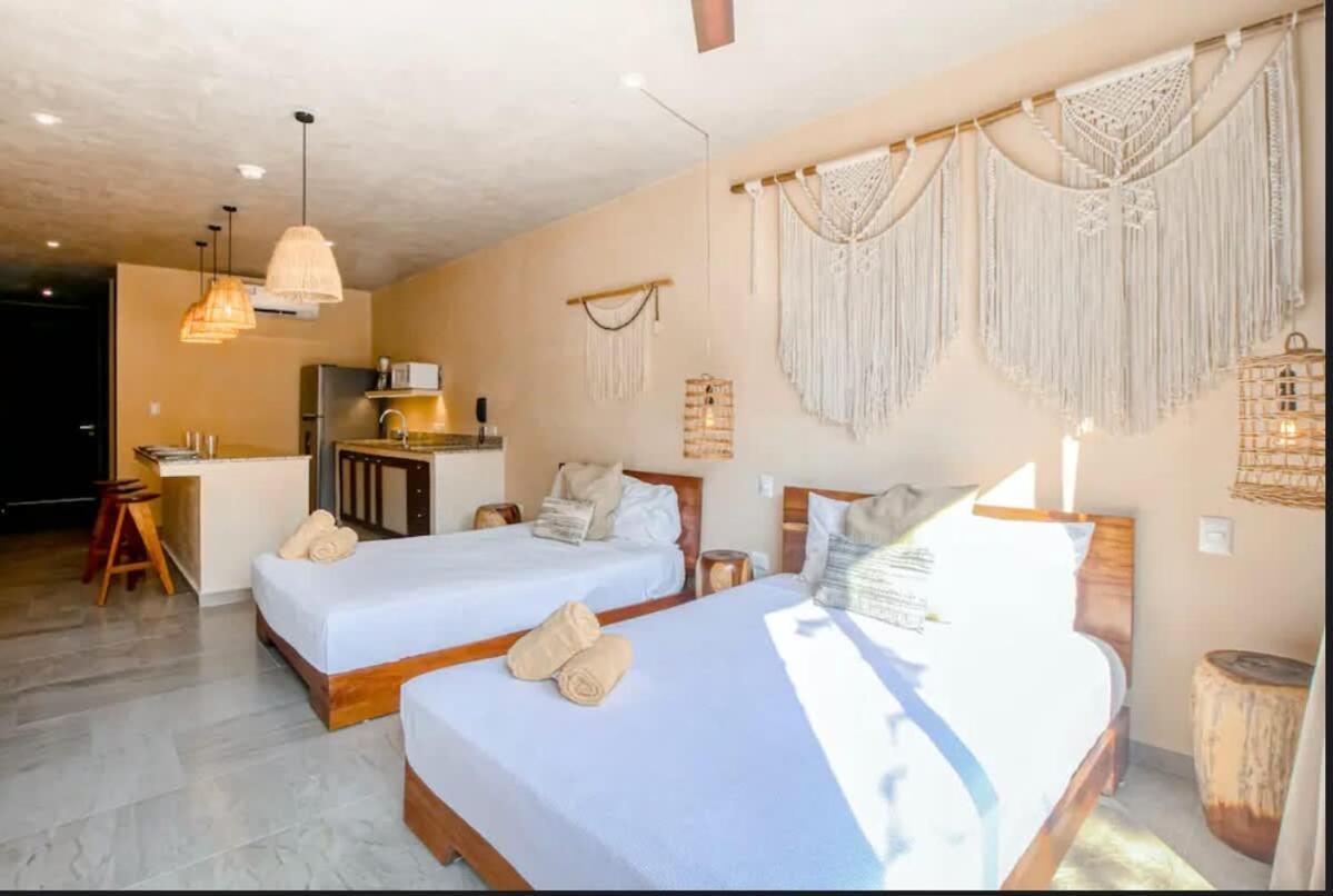 Center Family Double Four Guest With Free Parking Pool Ac Kitchenette Near Apartamento